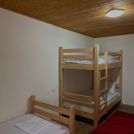 Teo'S Guest House بيرات المظهر الخارجي الصورة