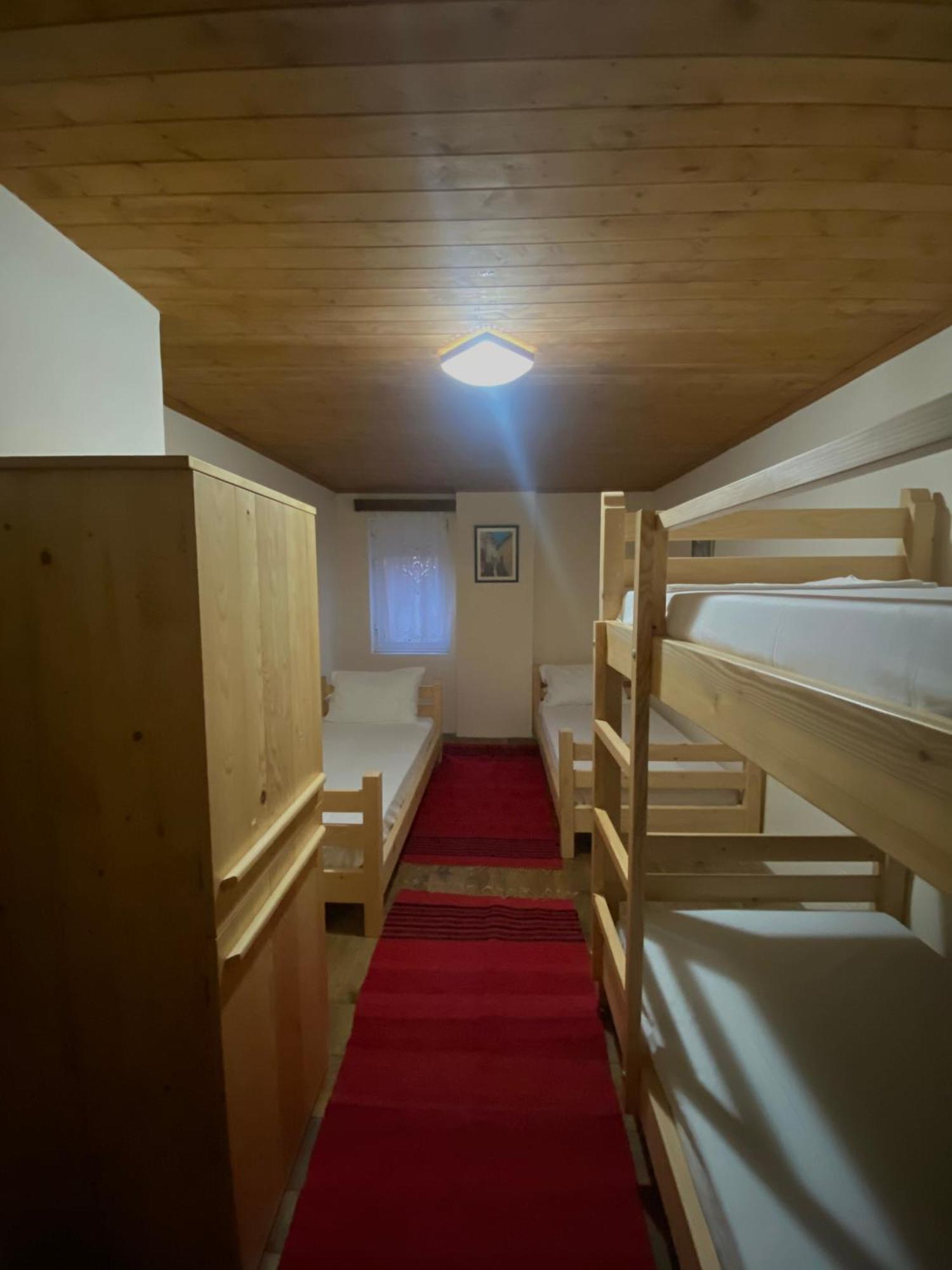 Teo'S Guest House بيرات المظهر الخارجي الصورة